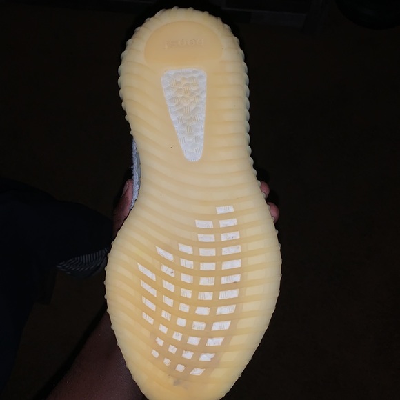 Yeezy 350 Size 10 - Picture 4 of 5